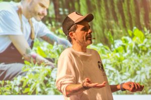 O chef Juan Llorca durante a V Semana da Educación de Tomiño