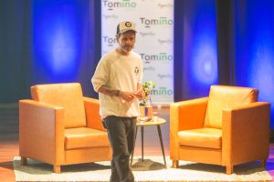 O chef Juan Llorca durante a V Semana da Educación de Tomiño