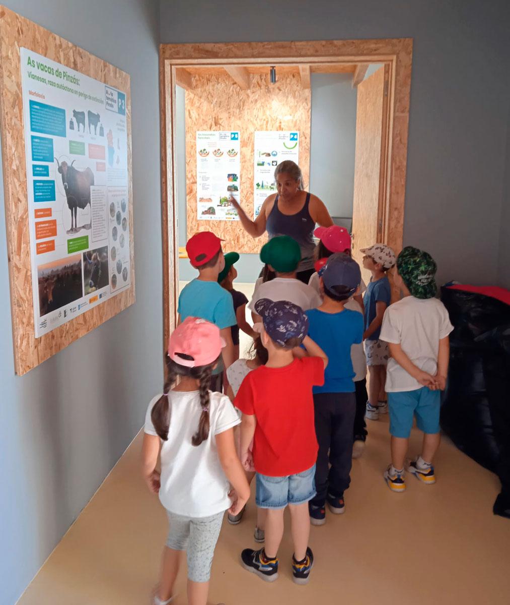 A Comunidade de Montes de Pinzás abre as portas da súa aula de interpretación