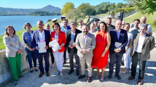 Sete concellos de Galicia e Norte de Portugal únense para apoiar o Camiño (da Nosa Señora) do Norte a Santiago